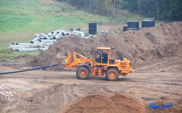 Большая стройка развернулась вблизи деревни Деревной Барановичского района