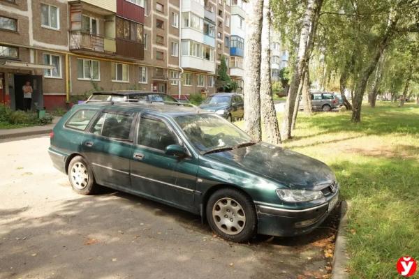 В три года весил 7 кг и спал в углу, как собака. Стали известны подробности о семье, в которой родители убили своего сына в Слуцке