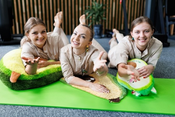 Массаж, тейпирование, фитнес, йога, работа со сколиозом и многое другое. В «AVOSTUDIO» на Варшавском шоссе в Бресте люди становятся красивее, здоровее и увереннее в себе