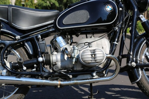 «Проблемой стала растаможка, ведь на раме шестизначный VIN». Белорус про восстановление мотоцикла BMW 1968 г. в.