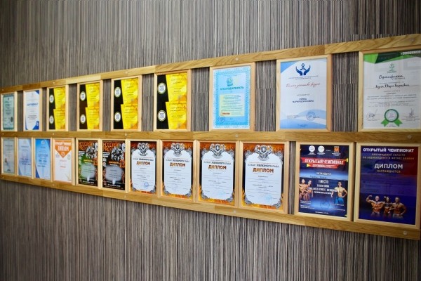 Массаж, тейпирование, фитнес, йога, работа со сколиозом и многое другое. В «AVOSTUDIO» на Варшавском шоссе в Бресте люди становятся красивее, здоровее и увереннее в себе