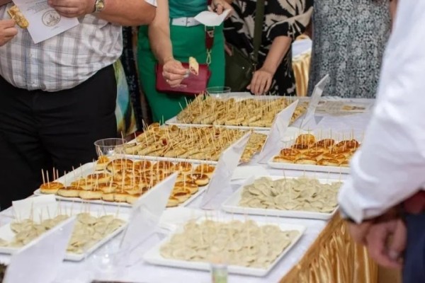 От пельменей до блинчиков. Стали известны новые блюда в школьных столовых Бреста