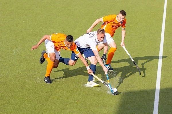 Мужская команда из Бреста по хоккею на траве стала обладателем Суперкубка Беларуси