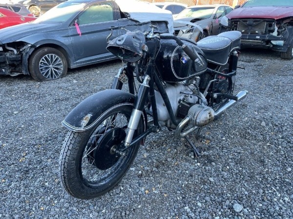 «Проблемой стала растаможка, ведь на раме шестизначный VIN». Белорус про восстановление мотоцикла BMW 1968 г. в.