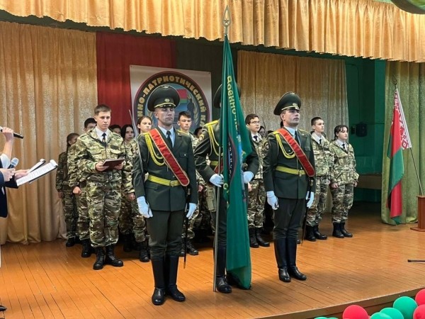 В Бресте состоялось открытие военно-патриотического клуба «Дубровский форт»