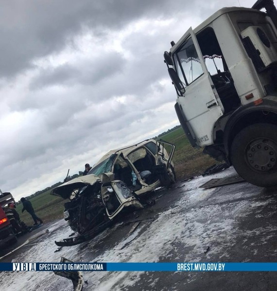 В Пинском районе произошло ужасное ДТП. Погибла девушка