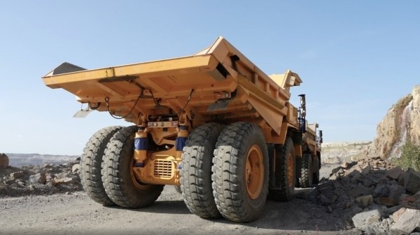 Как работается в живописном карьере «Микашевичи» на БелАЗах на 130, 90 и 60 тонн Как работается в живописном карьере «Микашевичи» на БелАЗах на 130, 90 и 60 тонн