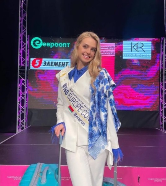 Элеонора Качаловская стала первой вице-мисс на международном конкурсе красоты