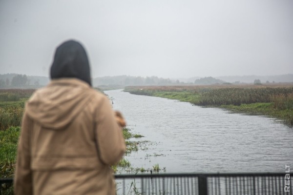 Девушка уехала из столицы в деревню в Березовском районе и нашла себе там дело — ремонтирует дом прадеда. И вот что у нее получилось