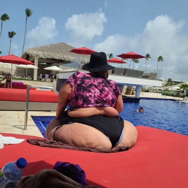 8 женщин с самыми большими ягодицами в мире 8 женщин с самыми большими ягодицами в мире