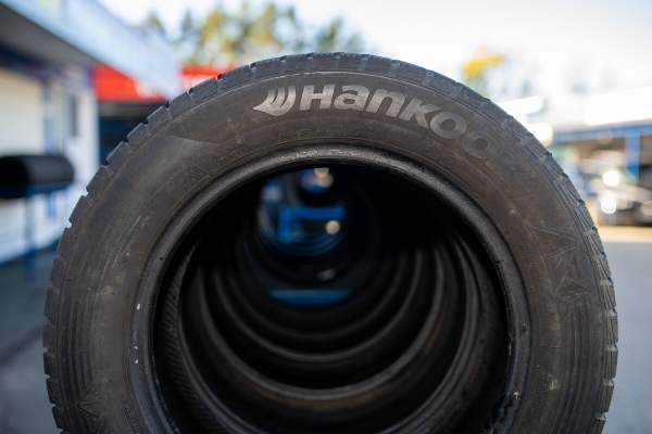 «В Германии они стоят 5 евро». Откровенный разговор с продавцом бэушных шин