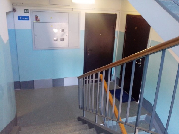 «Все молодые, шальные годы экономила, зато теперь живу в своей квартире». Девушка о том, как решить жилищный вопрос