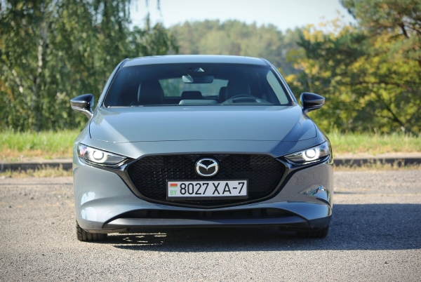 Тачка из США. Белорус восстановил полноприводный хетчбэк Mazda 3 — сколько стоил ремонт?