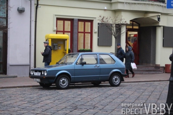 «ГДР» заходит в Брест. Шпионский детектив и джинсы-варёнки