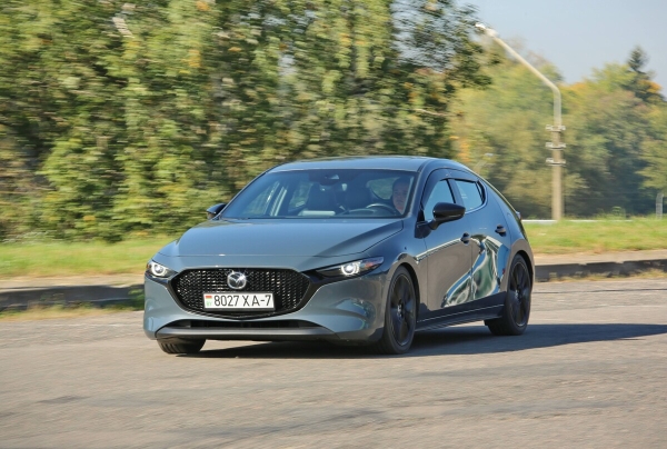 Тачка из США. Белорус восстановил полноприводный хетчбэк Mazda 3 — сколько стоил ремонт?