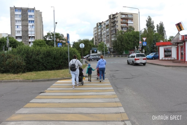 Кто кроме мамы может пойти в декретный отпуск и как он будет оплачен. Комментарий специалиста