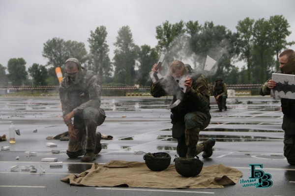 В Бресте празднуют День ВДВ. Фото и видео из 38-й бригады