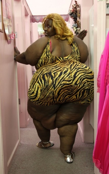 8 женщин с самыми большими ягодицами в мире 8 женщин с самыми большими ягодицами в мире