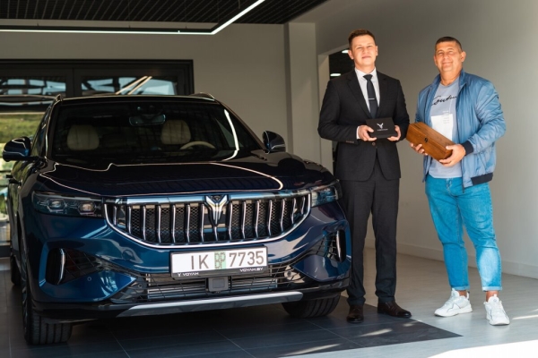 В Беларуси продали уже 100 дорогих китайских электрокаров Voyah. Кто их покупает? В Беларуси продали уже 100 дорогих китайских электрокаров Voyah. Кто их покупает?