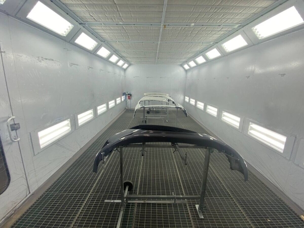 Белорус о сервисе Geely: «Через 10 дней получил не машину, а раскраску». Дилер: «Ремонт был сделан качественно в полном объёме»