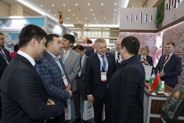 Брестчане повезли молоко и мясо в Ташкент Брестчане повезли молоко и мясо в Ташкент