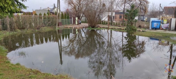 Фотофакт. Подтопило участки возле Бреста и по области