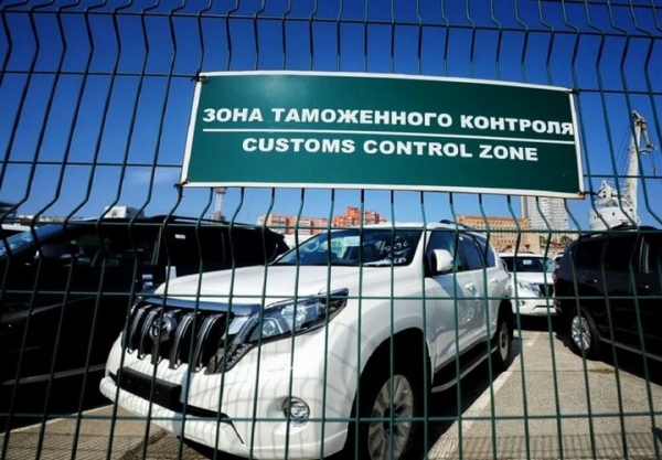 На какой срок можно временно ввозить машины в Беларусь без последствий? Напомнили в ГТК