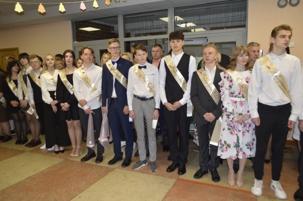 Последний звонок в районной гимназии (Малорита)