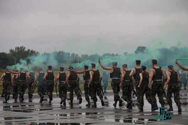 В Бресте празднуют День ВДВ. Фото и видео из 38-й бригады