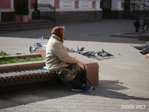 Социальные пенсии: кому полагаются, как растут и сколько еще добавят